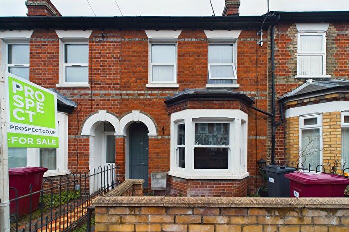 3 Bedroom Terraced House For Sale In Donnington Road, Reading, Berkshire, RG1
