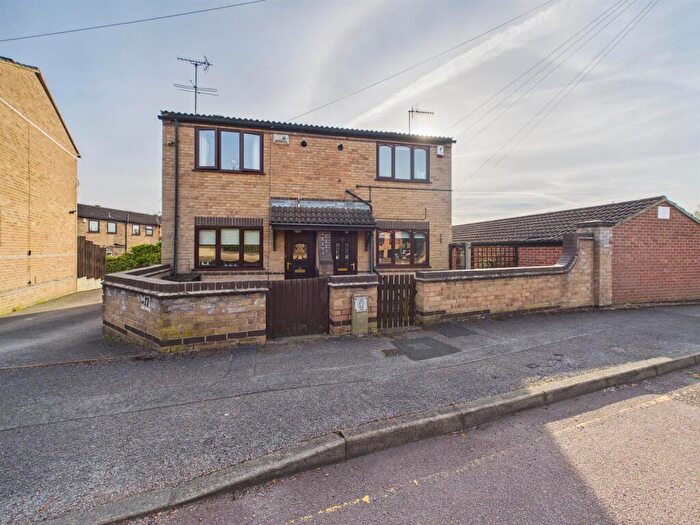 2 Bedroom Semi Detached House To Rent In Lenton Manor, Nottingham, NG7