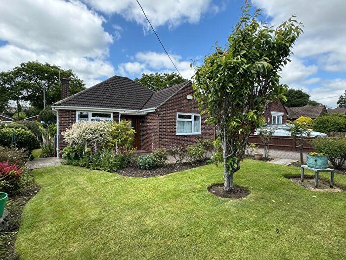 2 Bedroom Detached House For Sale In Waltham Chase, SO32