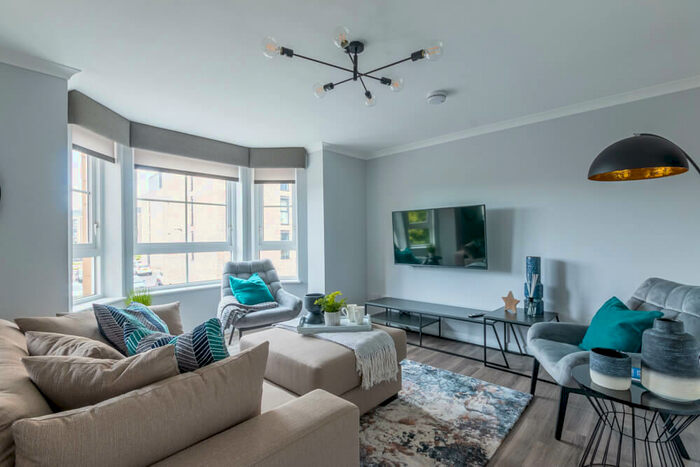 2 Bedroom Flat To Rent In Dicksonfield Edinburgh United Kingdom, EH7