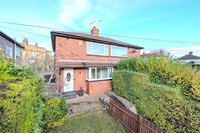 3 Bedroom Semi Detached House For Sale In Kirkstall Road, Leeds, West Yorkshire, LS4