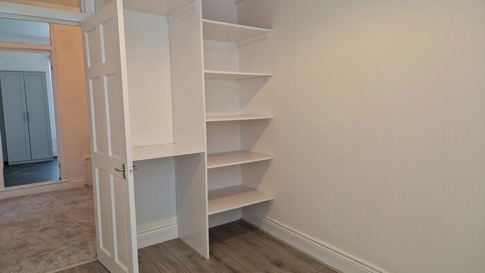 3 Bedroom Flat To Rent In Stowell Terrace, Heworth, Gateshead, NE10