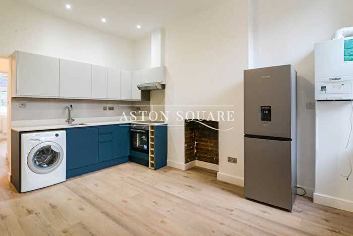 2 Bedroom Flat To Rent In Brent Street, London, NW4