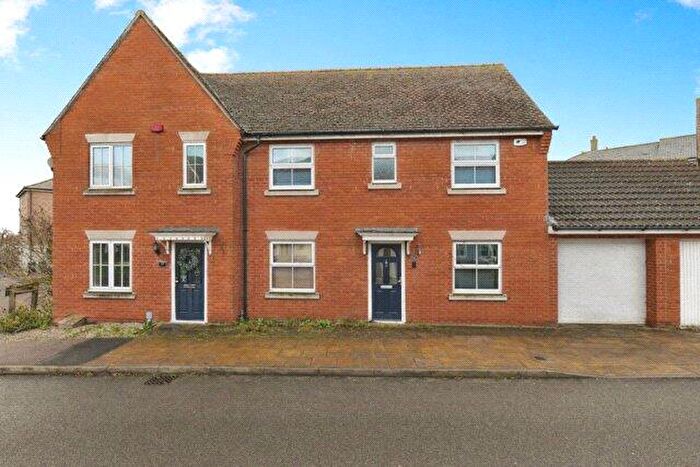 3 Bedroom Semi Detached House For Sale In Holst Avenue, Witham, Essex, CM8