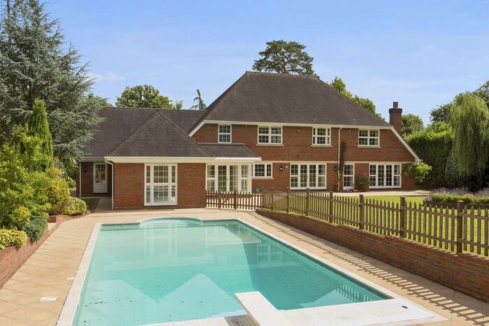 5 Bedroom Detached House To Rent In Birds Hill Road, Oxshott, KT22