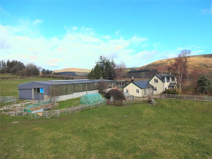 3 Bedroom Detached House For Sale In Cefn Coch, Llanrhaeadr Ym Mochnant, Powys, SY10