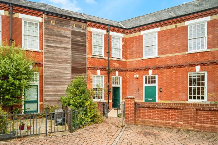 3 Bedroom Terraced House For Sale In Canadian Way, Basingstoke, RG24