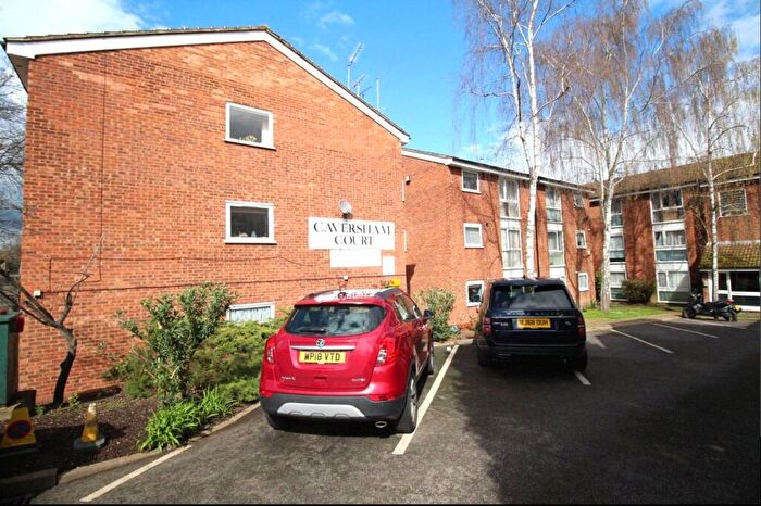 2 Bedroom Flat For Sale In Brunswick Park Road, Caversham Court, N11