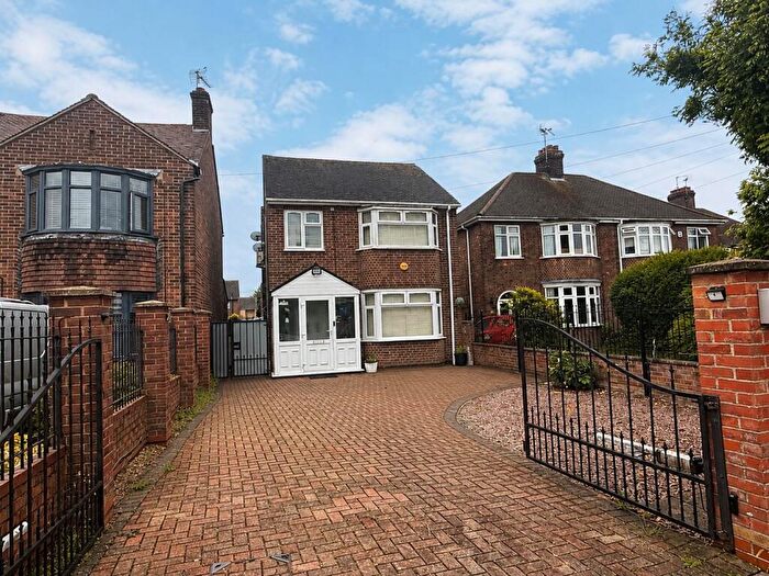 5 Bedroom Detached House For Sale In Welland Road, Dogsthorpe, Peterborough, PE1