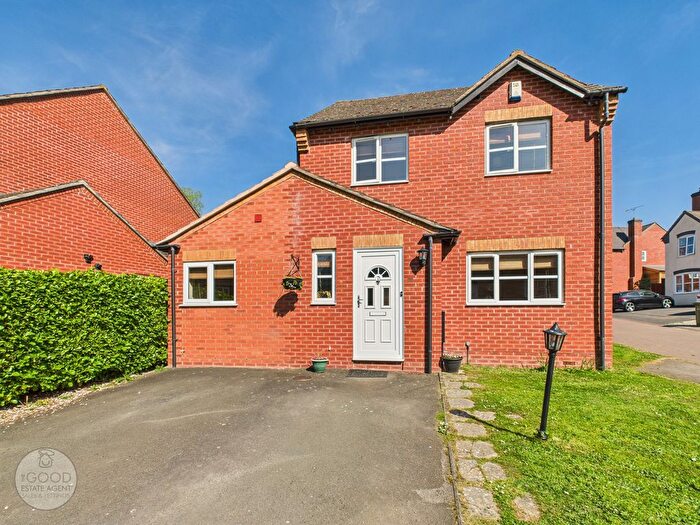 3 Bedroom Detached House For Sale In Frome Park, Hereford, HR1