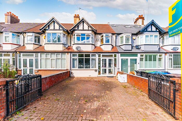 3 Bedroom Terraced House For Sale In Davidson Road, Croydon, CR0