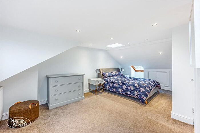 3 Bedroom Terraced House For Sale In Regina Terrace, London, W13