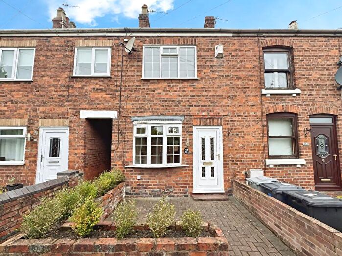 2 Bedroom Terraced House For Sale In Dierdens Terrace, Middlewich, Cheshire, CW10