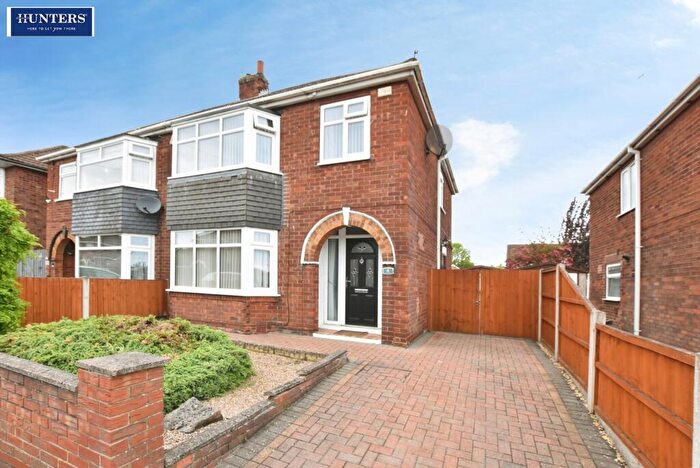 3 Bedroom Semi-Detached House For Sale In Copse Road, Scunthorpe, DN16