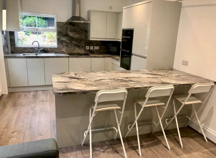 5 Bedroom Semi-Detached House To Rent In Oak Tree Lane, Selly Oak, B29