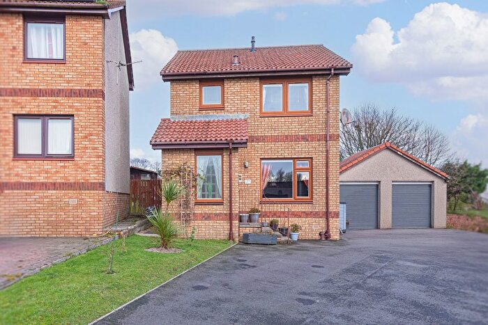 3 Bedroom Villa For Sale In Fairfield Road, Kelty, KY4