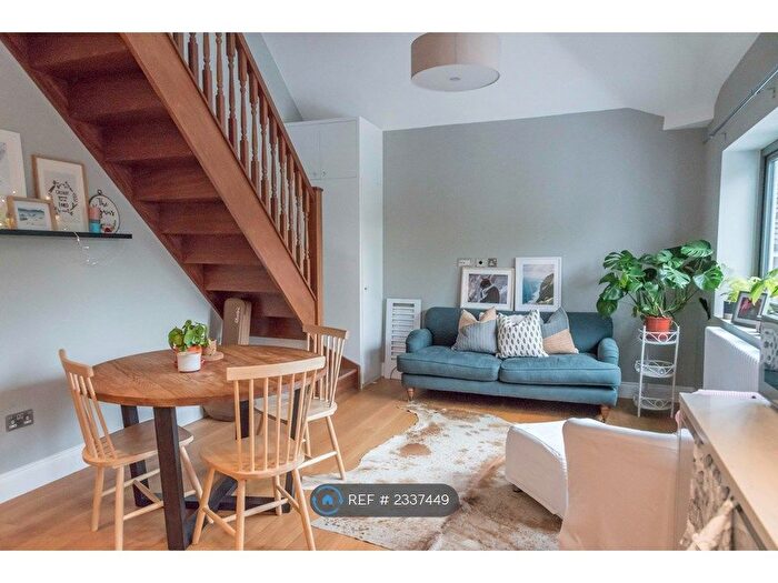 2 Bedroom Flat To Rent In Elmwood Avenue, Harrow, HA3