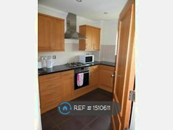 4 Bedroom Semi-Detached House To Rent In Argyle Road, London, W13