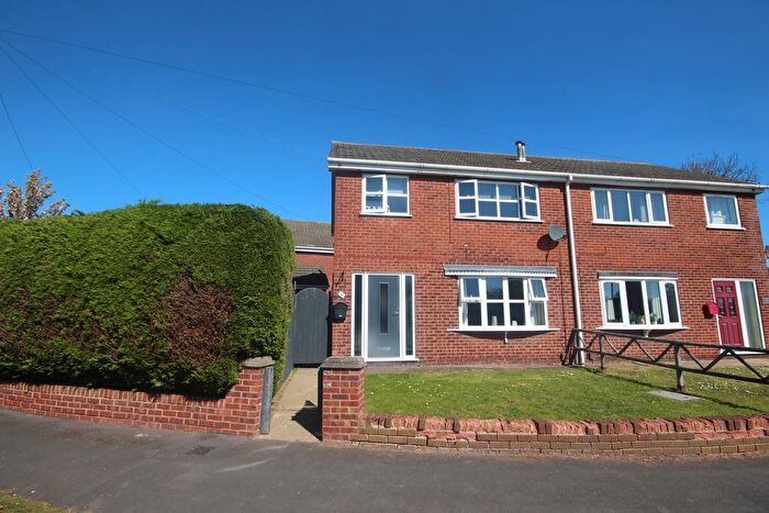 3 Bedroom Semi-detached House For Sale In Jasmine Way, Immingham, DN40