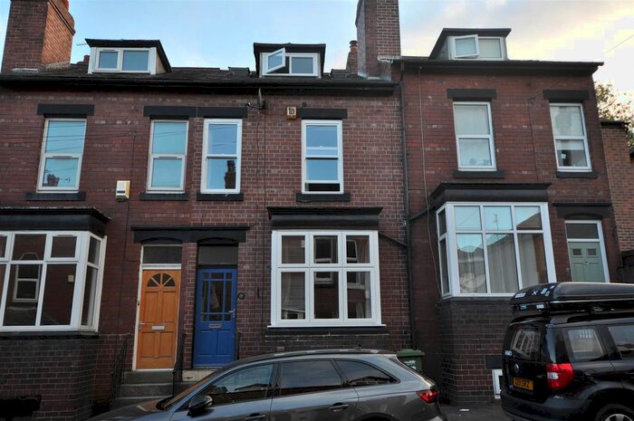 3 Bedroom Terraced House To Rent In Wilton Grove, Headingley, Leeds, LS6