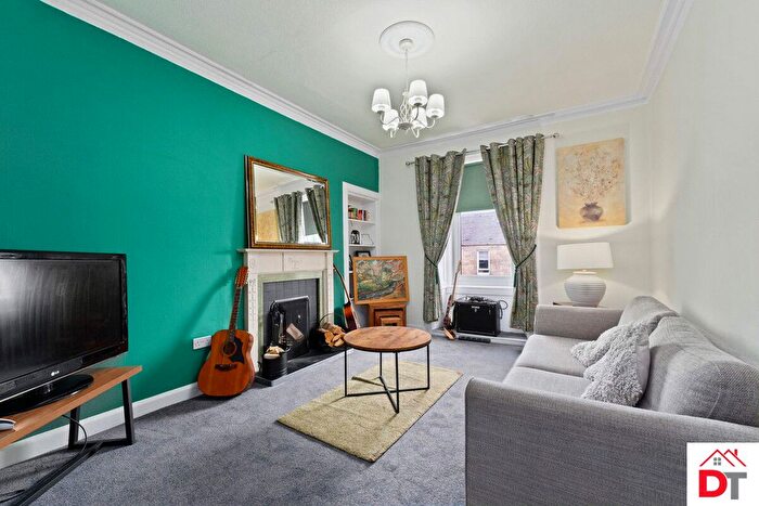 2 Bedroom Flat For Sale In High Street, Tranent, EH33