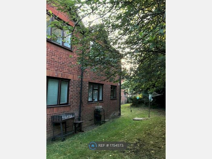 1 Bedroom Flat To Rent In Parsonage Road, Grays, RM20