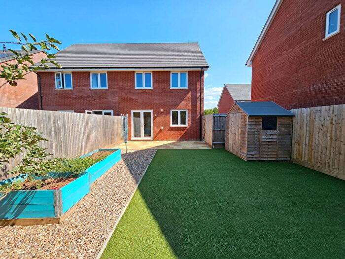 3 Bedroom Semi-Detached House To Rent In Muntjac Road, Langford, BS40