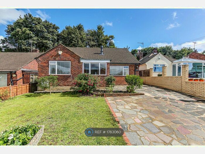 3 Bedroom Bungalow To Rent In Hillcrest Road, Biggin Hill, Westerham, TN16