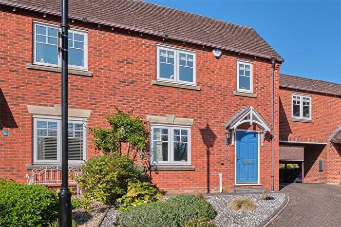 3 Bedroom Terraced House For Sale In Harrington Walk, Lichfield, Staffordshire, WS13
