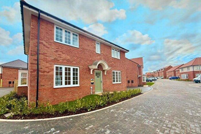 4 Bedroom Detached House To Rent In Hankinson Avenue, Cheadle, SK8