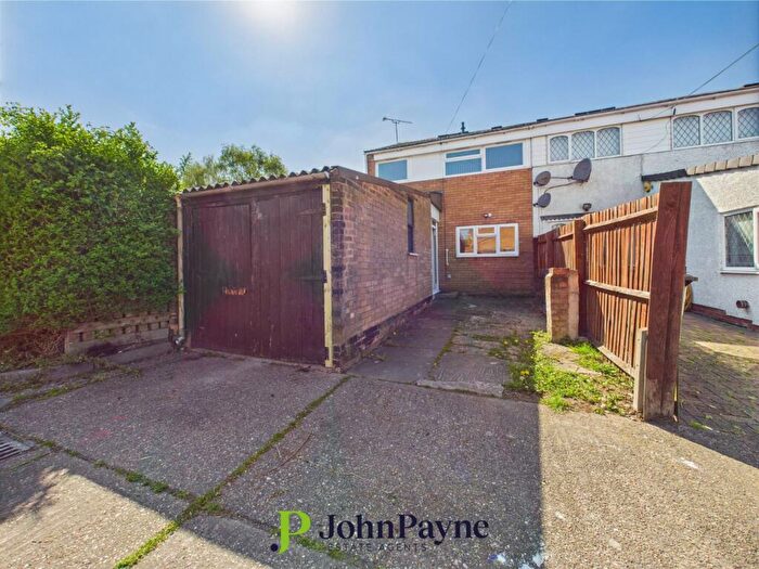 3 Bedroom Terraced House To Rent In Campion Close, Cheylesmore, Coventry, CV3
