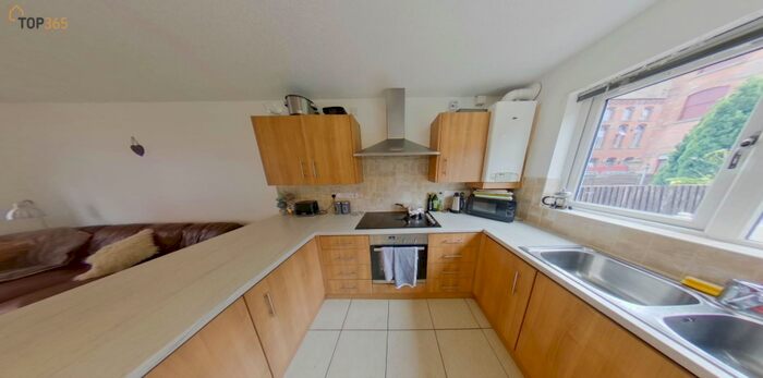 6 Bedroom Semi-Detached House To Rent In **&pound;pppw Excluding Bills** Francis Street, Arboretum, Nottingham, NG7