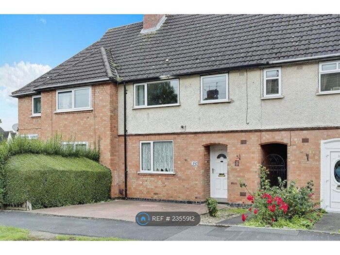 3 Bedroom Terraced House To Rent In Overpark Avenue, Leicester, LE3