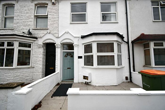 7 Bedroom Terraced House To Rent In Caistor Park Road, London, E15