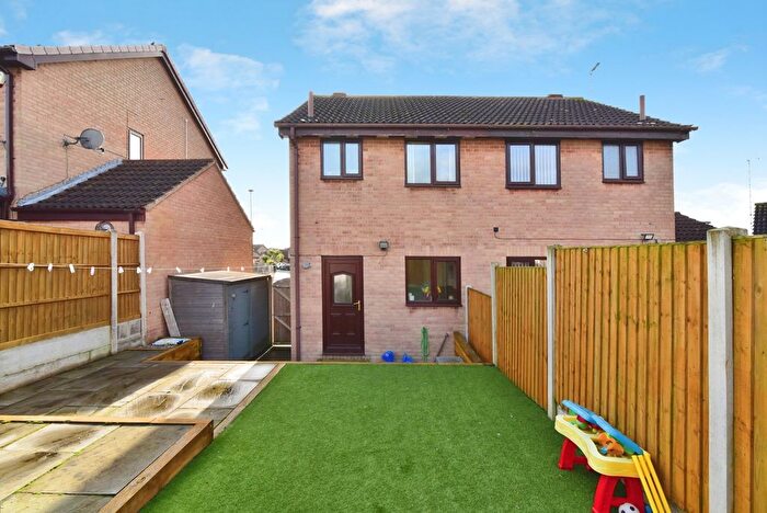 2 Bedroom Semi-detached House For Sale In Park View, Kiveton Park, Sheffield, South Yorkshire, S26