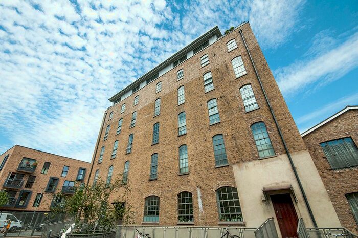 2 Bedroom Flat To Rent In Albany Works, Gunmakers Lane, Bow E3