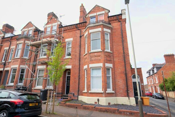 2 Bedroom Flat To Rent In Sandown Road, Leicester, LE2