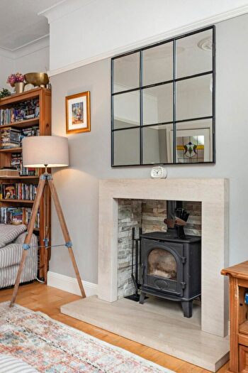 3 Bedroom Terraced House For Sale In Nether Auldhouse Road, Newlands, Glasgow, G43