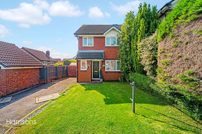 3 Bedroom Detached House For Sale In Midford Drive, Bolton, BL1