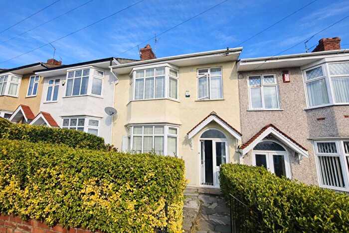 4 Bedroom Terraced House To Rent In Wessex Avenue, Bristol, BS7