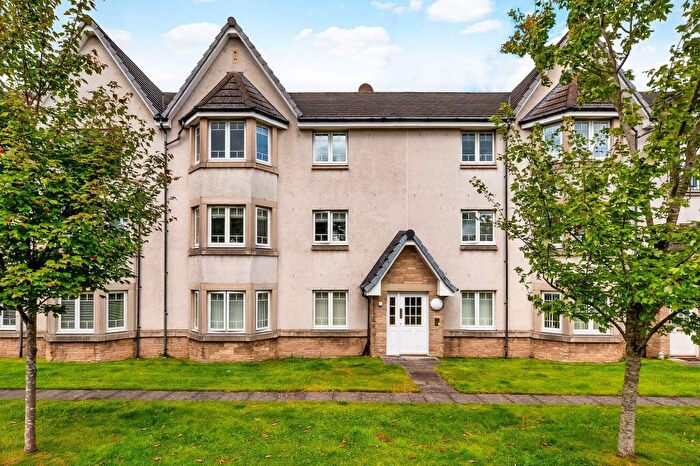 2 Bedroom Flat For Sale In Mccormack Place, Larbert, FK5