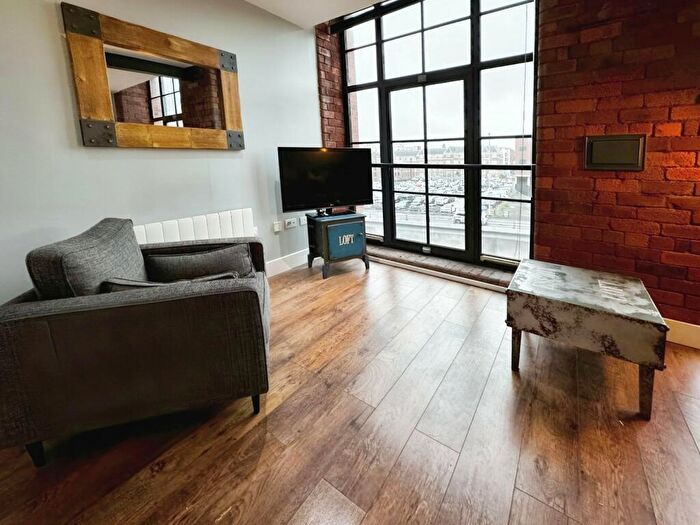 1 Bedroom Flat To Rent In New York Road, Leeds, West Yorkshire, LS2