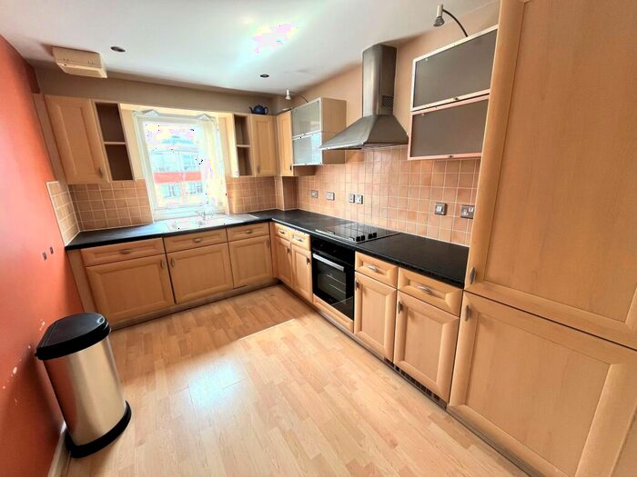 2 Bedroom Apartment To Rent In Point, B1