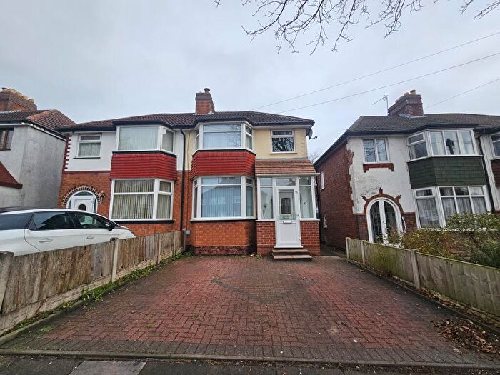 3 Bedroom House To Rent In Duxford Road, Birmingham, B42