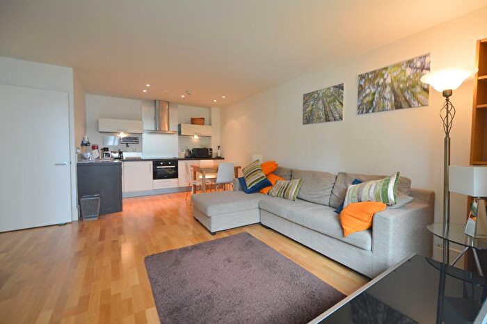 1 Bedroom Flat To Rent In North Stand, Highbury Stadium Square, Highbury, N5