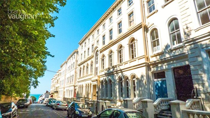 2 Bedroom Flat For Sale In Norfolk Terrace, Brighton, BN1