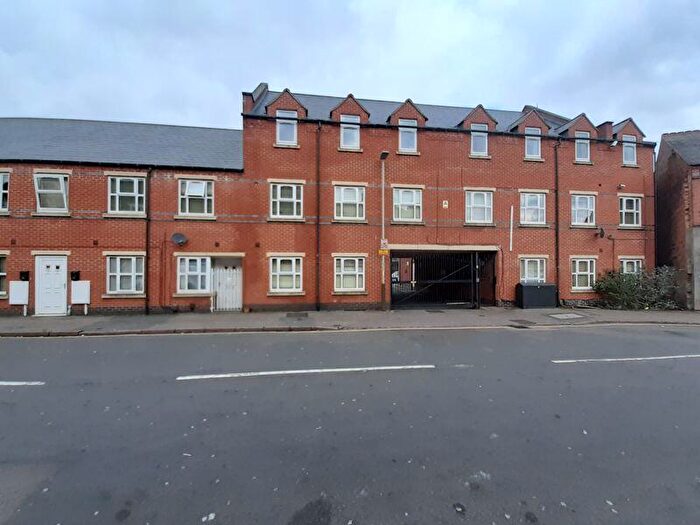 2 Bedroom Detached House To Rent In Flat, York House, - Tudor Road, Leicester, LE3