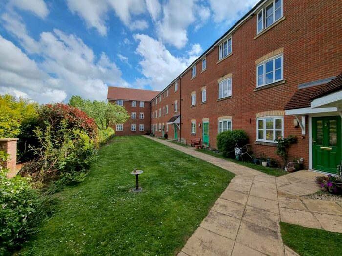 2 Bedroom Apartment To Rent In Tiptree, Colchester, Essex, CO5