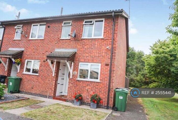 2 Bedroom Semi-Detached House To Rent In Blount Road, Leicester, LE4