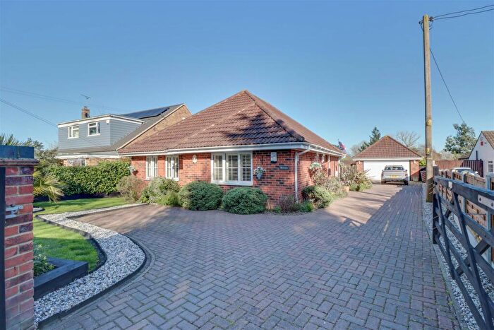 3 Bedroom Detached Bungalow For Sale In Castledon Road, Downham, Billericay, CM11